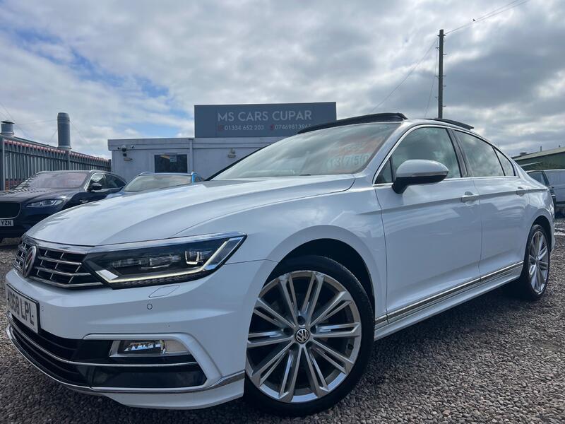 View VOLKSWAGEN PASSAT 1.5 TSI EVO R-Line
