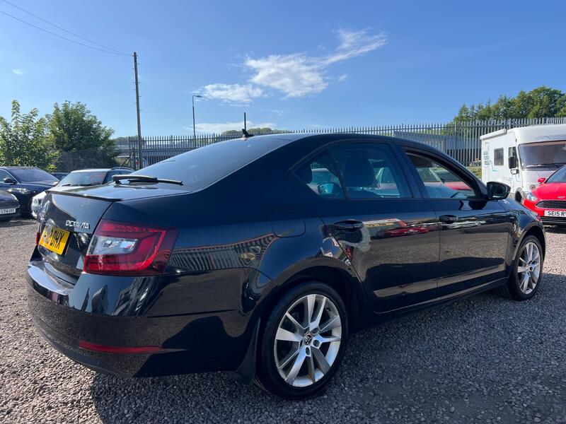 View SKODA OCTAVIA 1.5 TSI ACT SE L