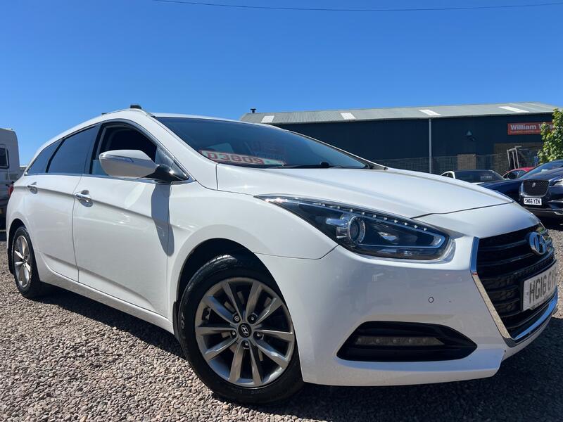 View HYUNDAI I40 1.7 CRDi Blue Drive SE Nav