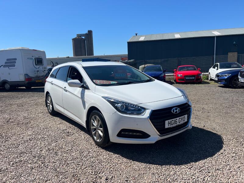 View HYUNDAI I40 1.7 CRDi Blue Drive SE Nav