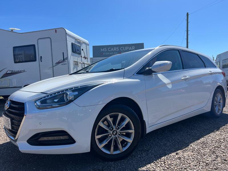 View HYUNDAI I40 1.7 CRDi Blue Drive SE Nav