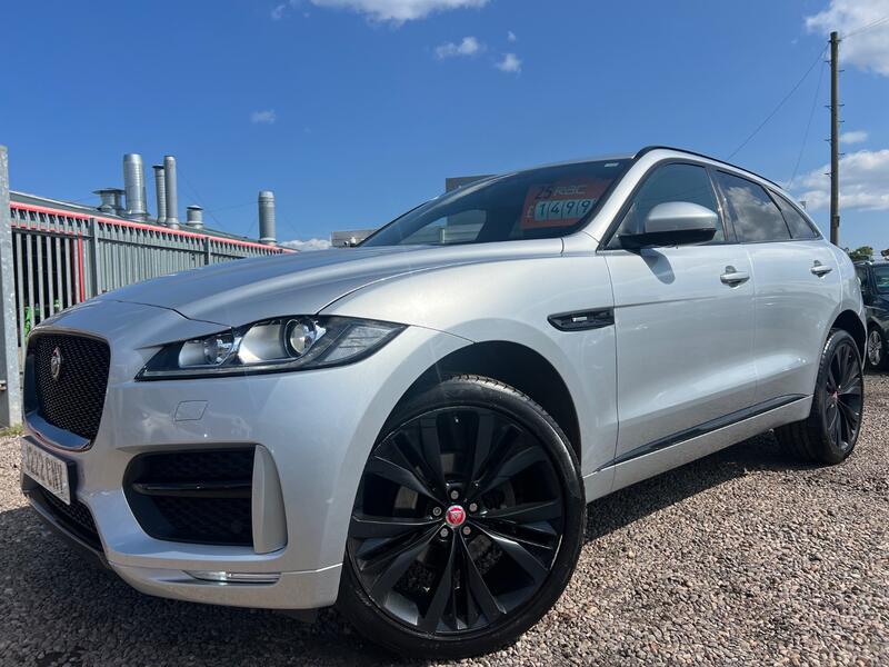 View JAGUAR F-PACE 2.0 D180 R-Sport