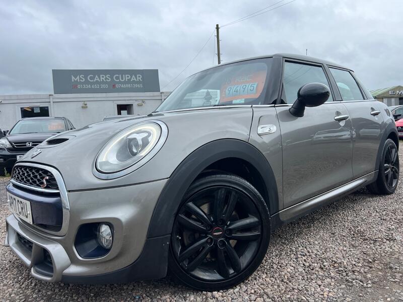 View MINI HATCH 2.0 5-Door Hatch Cooper S