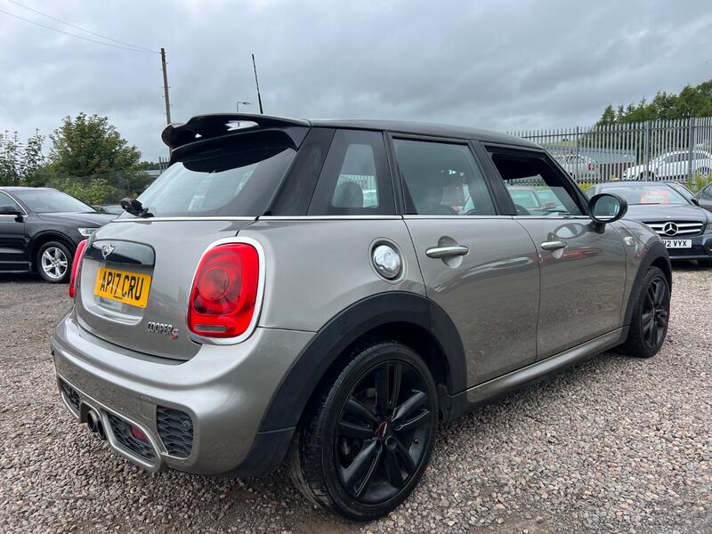 View MINI HATCH 2.0 5-Door Hatch Cooper S