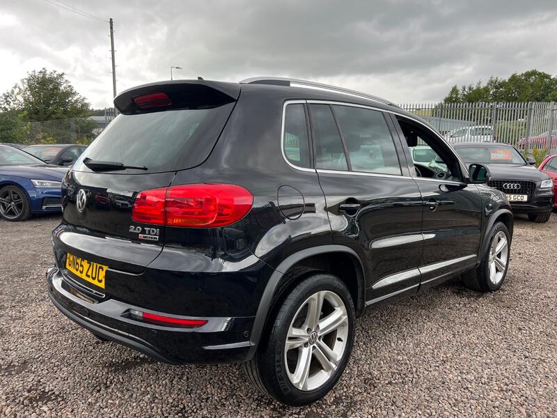 View VOLKSWAGEN TIGUAN 2.0 TDI BlueMotion Tech R-Line