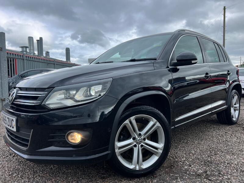 View VOLKSWAGEN TIGUAN 2.0 TDI BlueMotion Tech R-Line
