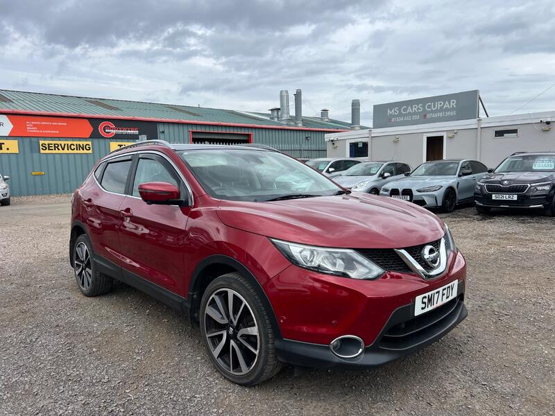 View NISSAN QASHQAI 1.2 DIG-T Tekna